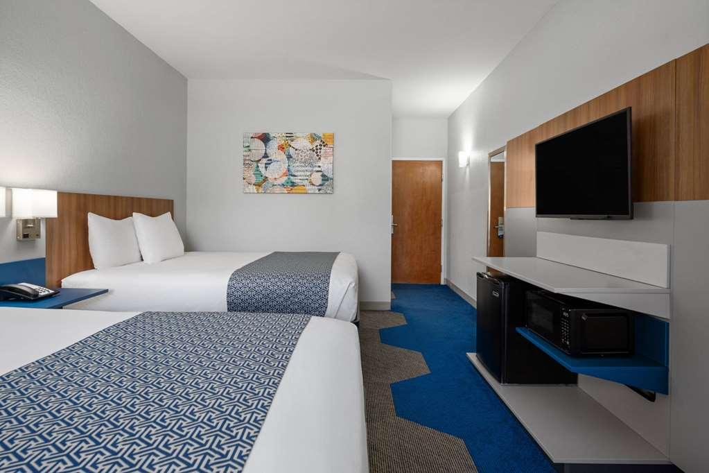 Microtel Inn & Suites By Wyndham Of Houma Room photo