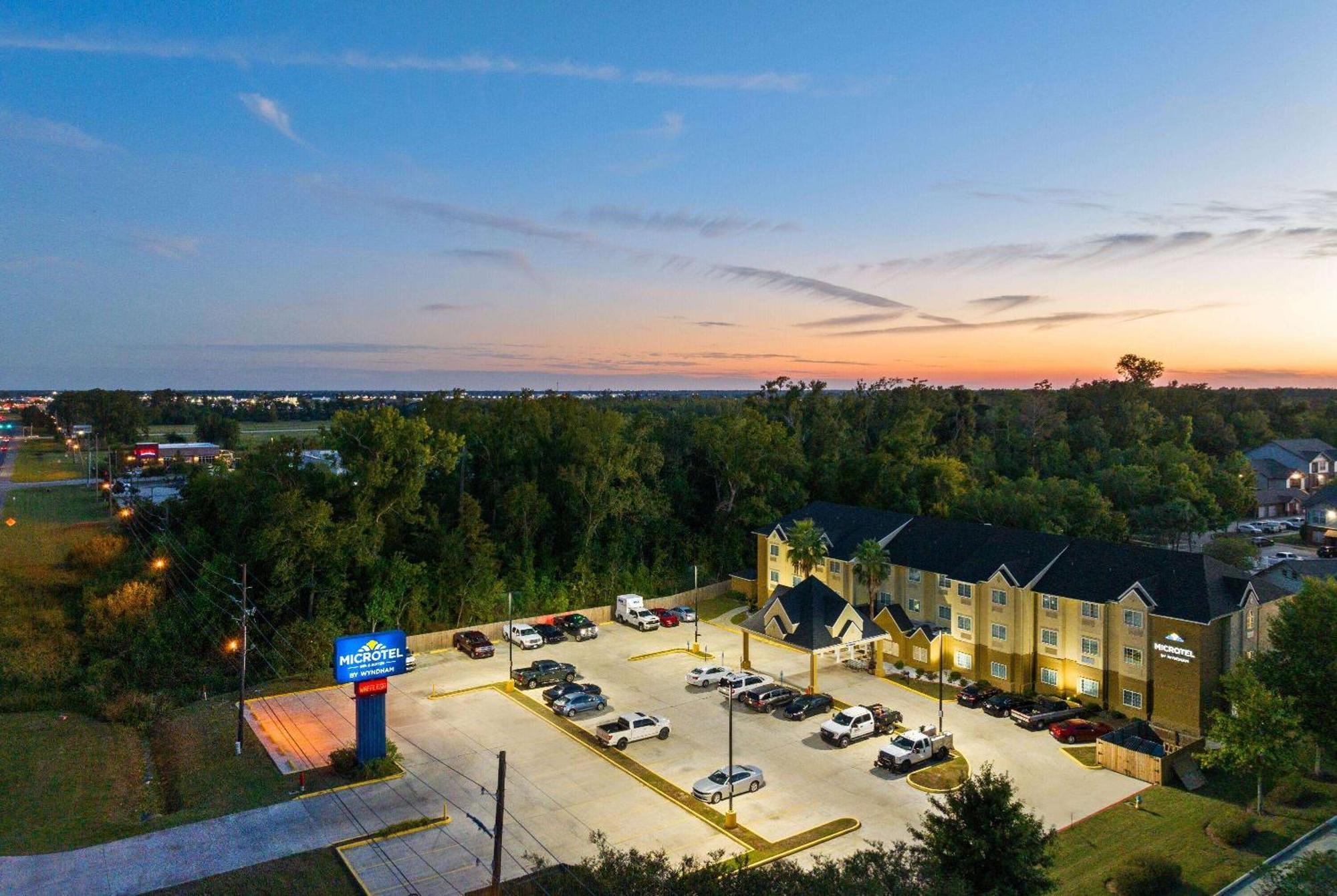 Microtel Inn & Suites By Wyndham Of Houma Exterior photo